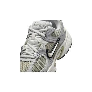 Sneakers Nike V5 RNR image-4
