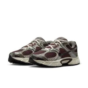 Buty sportowe damskie Nike V5 RNR image-2