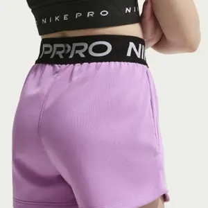 Shorts da bambina Nike Pro Fleece image-3