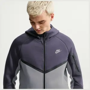 Sweatshirt à capuche zippée Nike Tech image-2