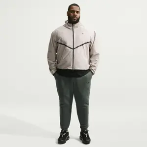 Pantalon de jogging Nike Tech image-6