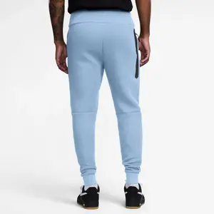 Joggingbyxa Nike Tech image-2