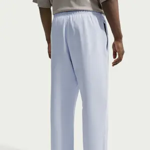 Pantalon de jogging Nike Solo Swoosh image-3