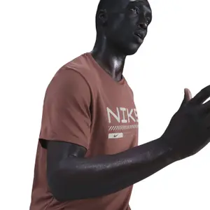 Jersey Nike Miler image-4