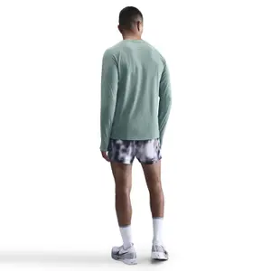 Maillot de manga larga con media cremallera Nike Stride image-1