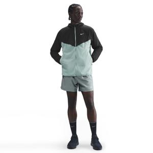 hv4548-014-hooded-jacket-nike-stride-black-cannon-reflective-silv