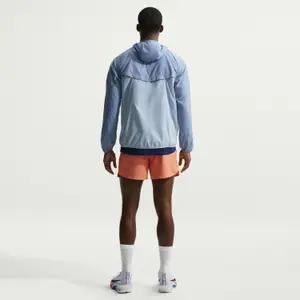 Giacca antivento anti-UV Nike Stride image-1