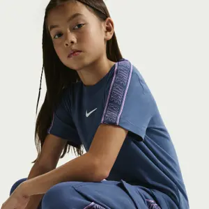 T-shirt in cotone morbido e leggero per bambini Nike image-3