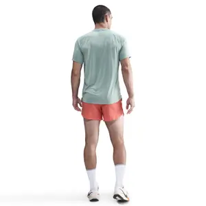 Dres Nike Stride image-1