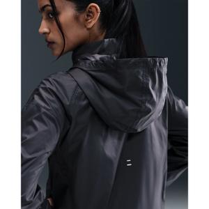 Women's waterproof jacket Nike Tempo image-4