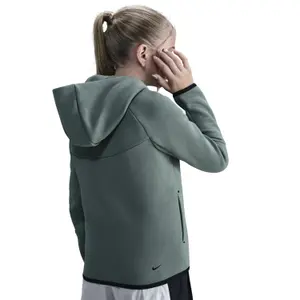 Dziecięca kurtka z kapturem zapinana na zamek Nike Tech Fleece image-6