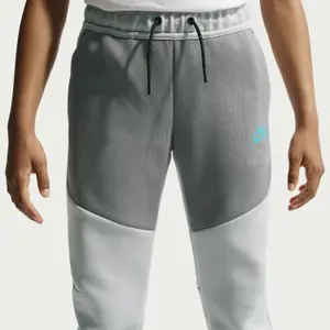 Spodnie dresowe dla dzieci Nike Tech Fleece image-6