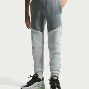 Spodnie dresowe dla dzieci Nike Tech Fleece