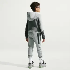 Spodnie dresowe dla dzieci Nike Tech Fleece image-3