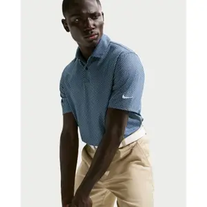 Polo con estampado floral Nike Good Dri-Fit image-1