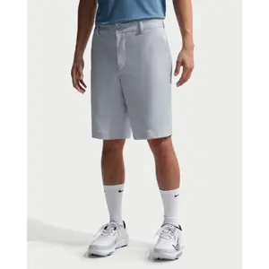 Short até o joelho Nike Good Dri-Fit image-1
