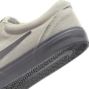 Mockaskor Nike Charge image-6