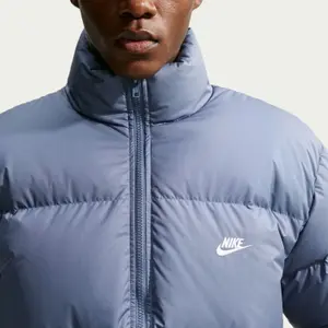 Down jacket Nike Club image-4