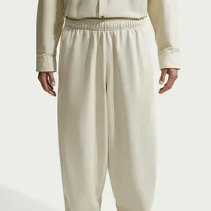 Pantaloni da jogging oversize Nike Club image-2
