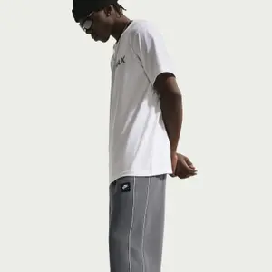 Joggingbyxor med öppen fåll Nike Air image-4
