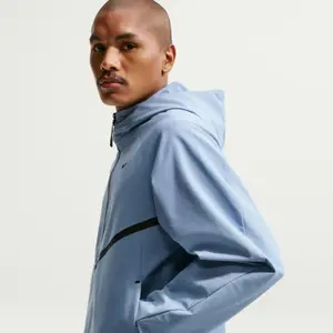 Zip-Front Windbreaker aus Mesh Nike image-4