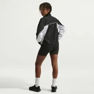 K-way tecido para rapariga Nike image-1