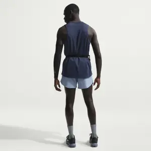 Pantalón corto tejidos Nike Stride Dri-Fit image-2