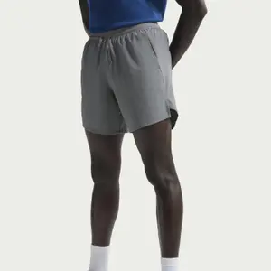 Shorts med integrerade underbyxor Nike Stride Dri-Fit image-4