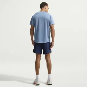 Shorts med integrerade underbyxor Nike Stride Dri-Fit image-2