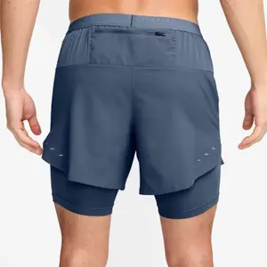Kort Nike Stride image-3