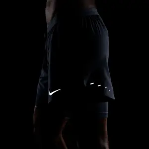 Kort Nike Stride image-4