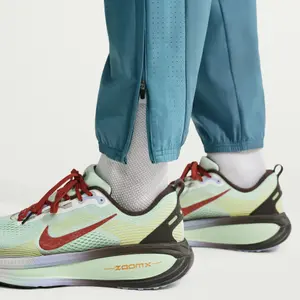 Pantalón Nike Miler image-5