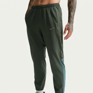 Pantalón Nike Miler image-2