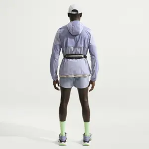 Veste de survêtement déperlante Nike Stride image-1