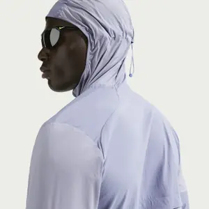 Veste de survêtement déperlante Nike Stride image-4