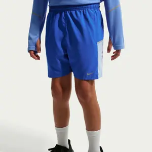 Short dri-fit para niño Nike Miler image-2