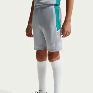 Szorty dla dzieci Nike Academy image-2