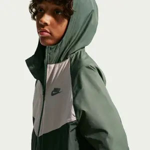 Waterproof hooded jacket for children Nike Sportswear Windrunner image-4