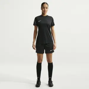 Szorty damskie Nike Strike image-0