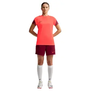 Pantalón corto mujer Nike Strike