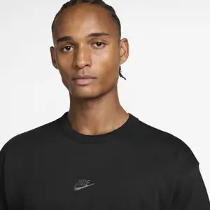 T-shirt Nike Premium Essentials image-6