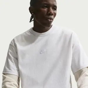 Koszulka Nike Premium Essentials image-3