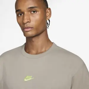 T-shirt Nike Sportswear Premium Essentials image-4