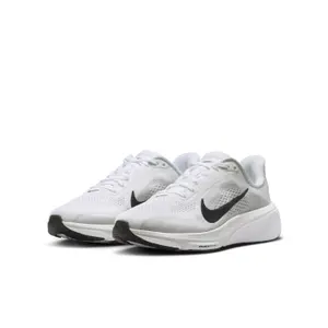 Children's running shoes Nike image-5