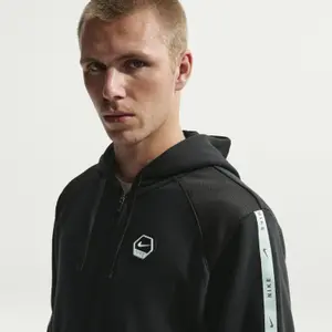 Kapuzenjacke Nike City Side image-2