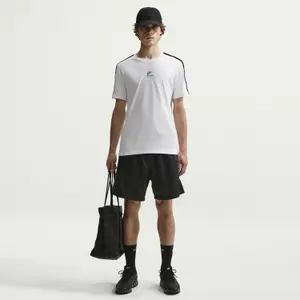 Kort Nike Solo Swoosh image-1