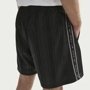 Kort Nike Solo Swoosh image-3