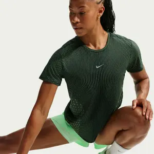 Women's Jersey Nike Swift Aero-FIT image-4