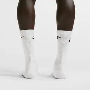Skarpety półwysokie Nike Everyday Elevated (x3) image-3