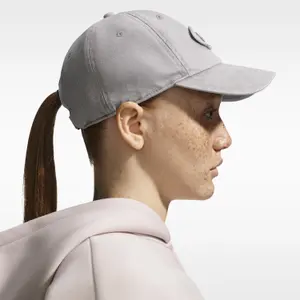 Cappellino da baseball con patch Nike image-2
